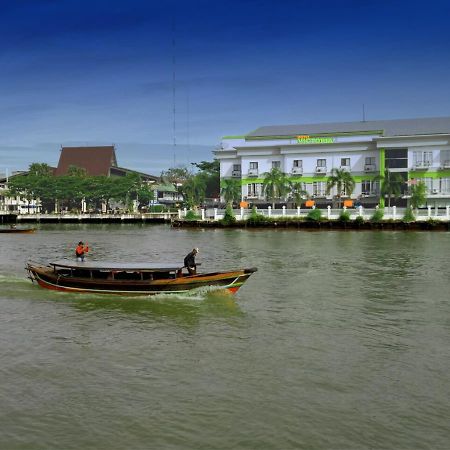 Hotel Victoria River View บันจาร์มาซิน ภายนอก รูปภาพ