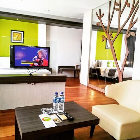 Hotel Victoria River View บันจาร์มาซิน ภายนอก รูปภาพ