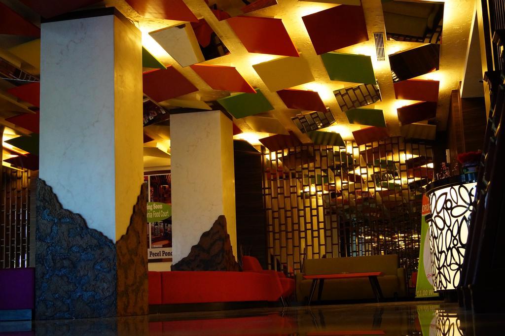 Hotel Victoria River View บันจาร์มาซิน ภายนอก รูปภาพ